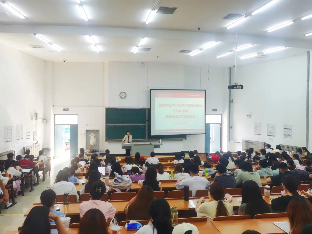 cf04a3840de2f40f51616f5169b75ecb cf04a3840de2f40f51616f5169b75ecb